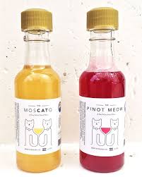 MosCato and Pinot Meow Cat Wine