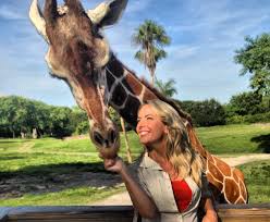 Rachel Reenstra with Giraffe