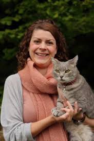 Sarah Ellis with Cat